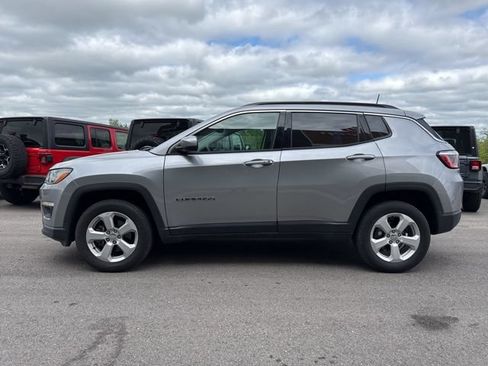 Used 2020 Jeep Compass Latitude AWD/4WD image 7