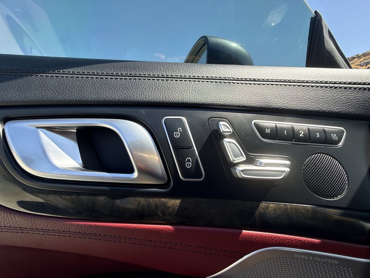 Used 2013 Mercedes-Benz SL 550 image 23