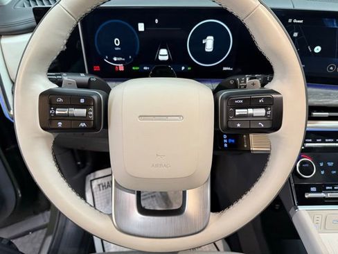 Certified 2025 Hyundai Santa Fe Calligraphy image 22