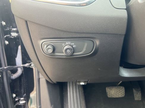 Used 2024 Chevrolet Equinox LT w/ LPO, Floor Liner Package AWD/4WD image 17