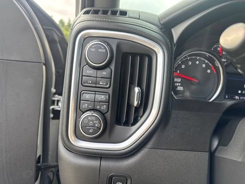 Used 2021 Chevrolet Silverado 1500 LT w/ Convenience Package II AWD/4WD image 19