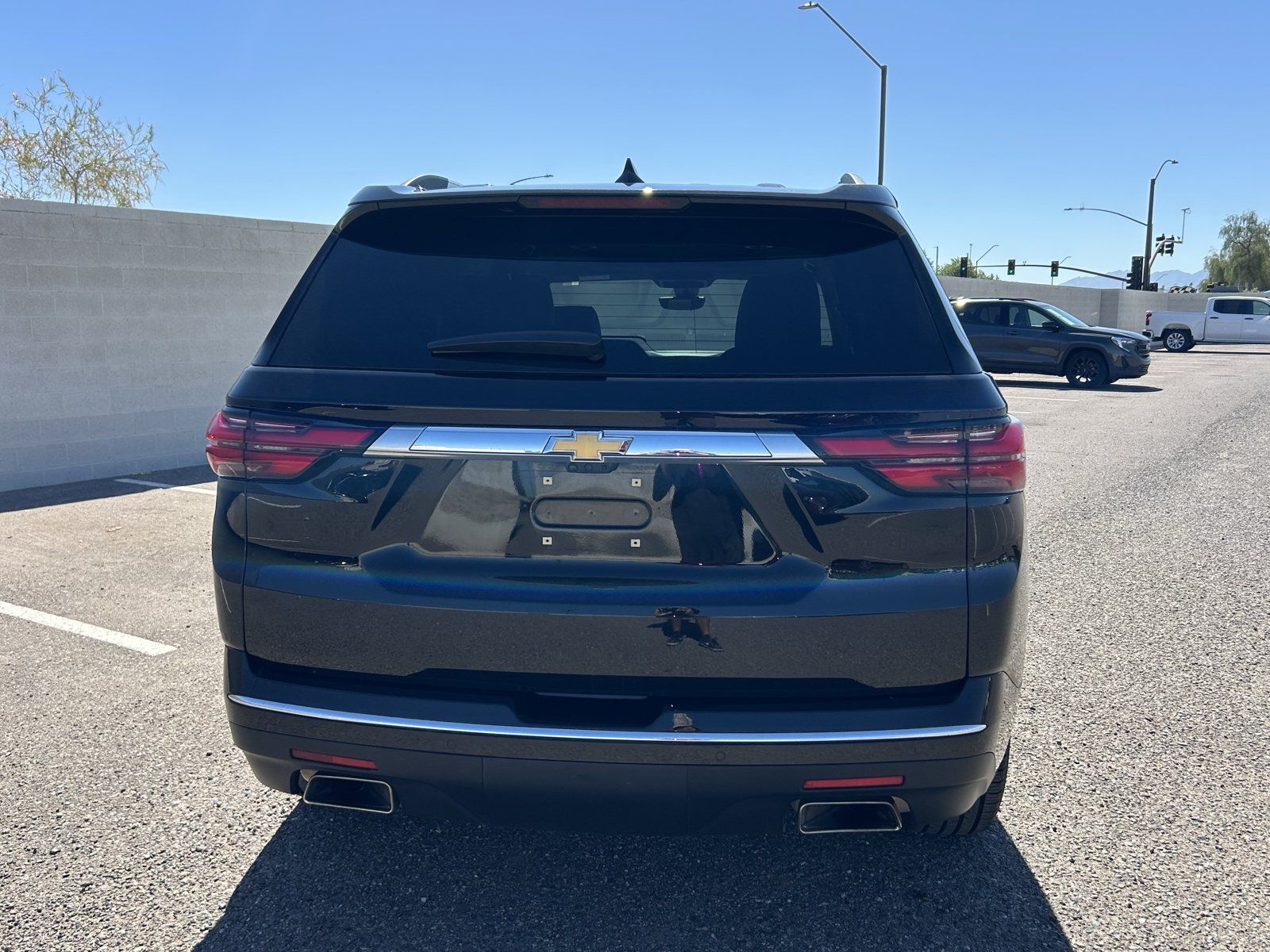 Used 2023 Chevrolet Traverse High Country AWD/4WD image 4