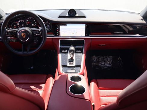 Certified 2022 Porsche Panamera 4S AWD/4WD image 21