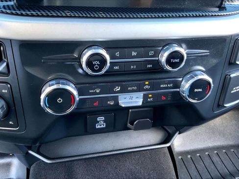 Used 2022 Ford F150 XLT w/ Equipment Group 302A High AWD/4WD image 30