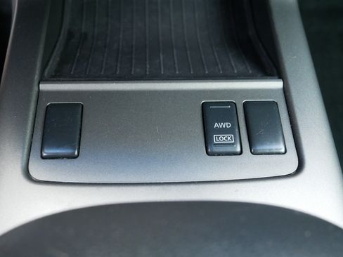 Used 2014 Nissan Murano SV AWD/4WD image 31