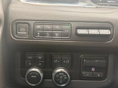 Used 2022 GMC Yukon Denali w/ Max Trailering Package AWD/4WD image 11