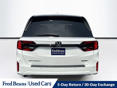 Used 2026 Honda Odyssey Touring image 6