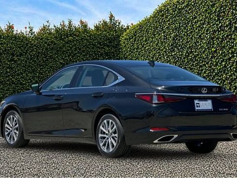 Used 2024 Lexus ES 350 w/ Accessory Package (Z2) FWD image 6