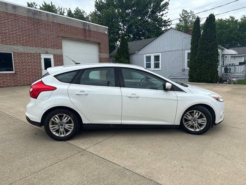 Used 2012 Ford Focus SEL FWD image 4