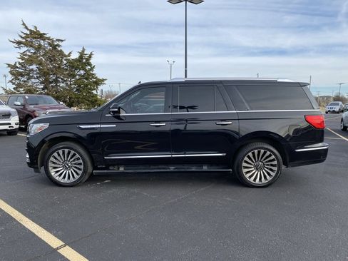 Used 2019 Lincoln Navigator L Reserve image 8