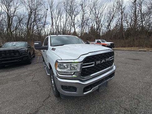 Used 2024 RAM 2500 Big Horn image 11