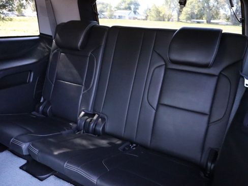 Used 2018 GMC Yukon Denali image 21