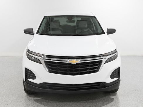 Certified 2022 Chevrolet Equinox LS w/ LS Convenience Package image 2