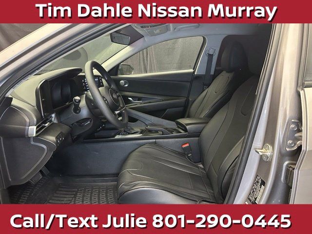Used 2022 Hyundai Elantra SEL w/ Preferred Accessory Package FWD image 21