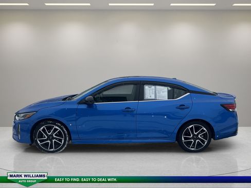 Used 2024 Nissan Sentra SR w/ SR Premium Package FWD image 6