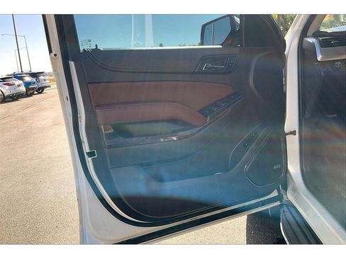 Used 2015 Chevrolet Tahoe LTZ image 23