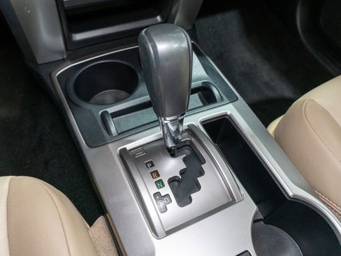 Used 2019 Toyota 4Runner SR5 Premium image 22