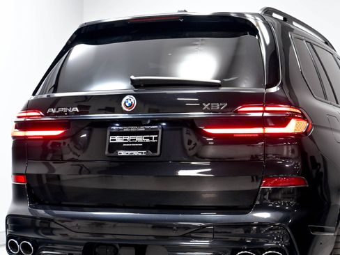 Used 2023 BMW ALPINA XB7 AWD/4WD image 85