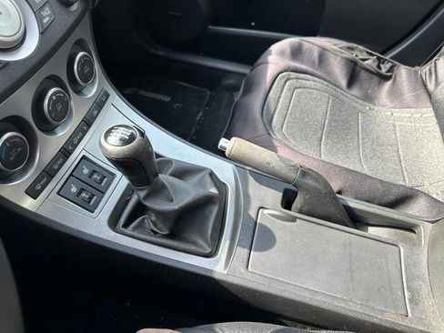 Used 2010 MAZDA MAZDA3 s Grand Touring FWD image 37