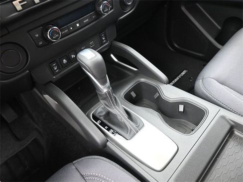 New 2025 Nissan Frontier SV w/ SV Convenience Package image 31