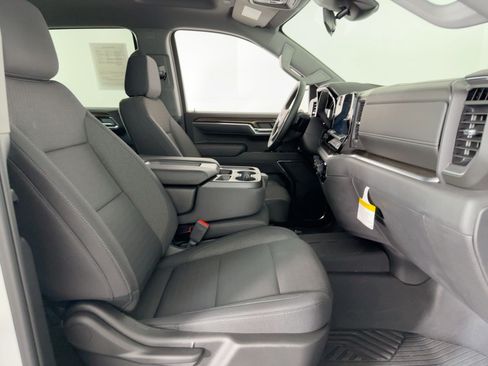 Used 2025 Chevrolet Silverado 1500 LT Trail Boss image 30