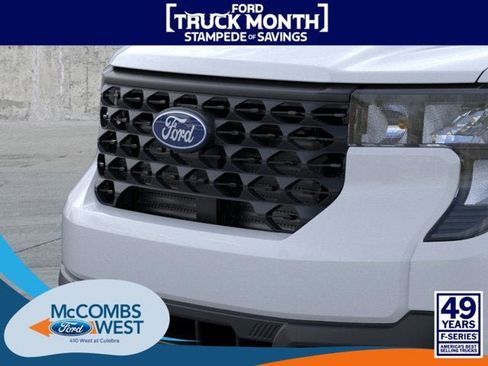 New 2026 Ford Maverick XL image 18