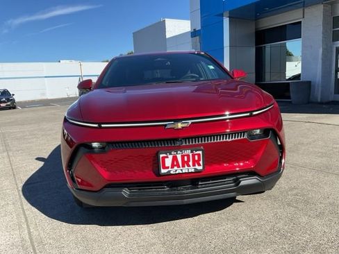 New 2026 Chevrolet Equinox EV LT image 2