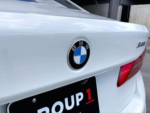 Used 2018 BMW 540i RWD image 10