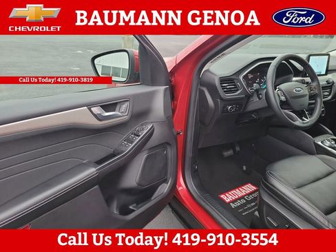 Used 2022 Ford Escape SEL AWD/4WD image 5