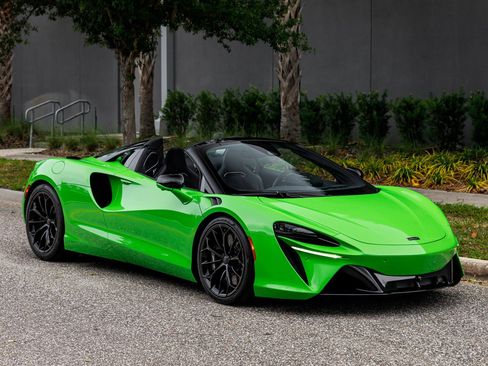 New 2026 McLaren Artura Spider RWD image 1