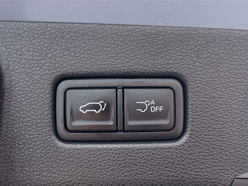 Used 2025 Kia Telluride S image 32