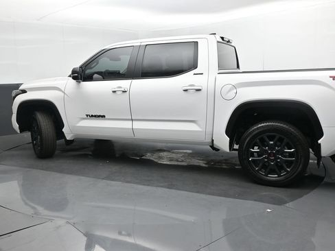 Used 2024 Toyota Tundra Limited w/ TRD Off-Road Package AWD/4WD image 33