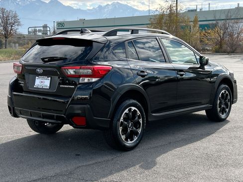 Certified 2023 Subaru Crosstrek 2.0i Premium image 3