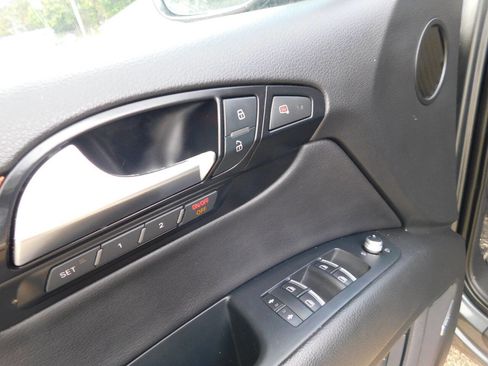 Used 2013 Audi Q7 3.0T Premium Plus image 26