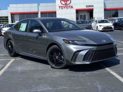 New 2026 Toyota Camry SE w/ Convenience Package