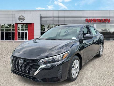 Certified 2025 Nissan Sentra S FWD image 3