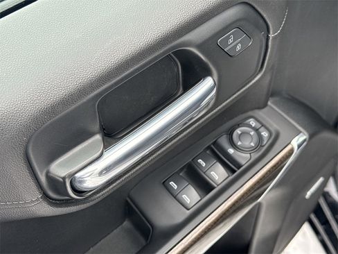 Used 2021 Chevrolet Silverado 1500 LT Trail Boss w/ Convenience Package II image 14