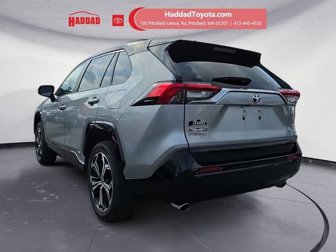 Used 2023 Toyota RAV4 XSE w/ Weather Package AWD/4WD image 3