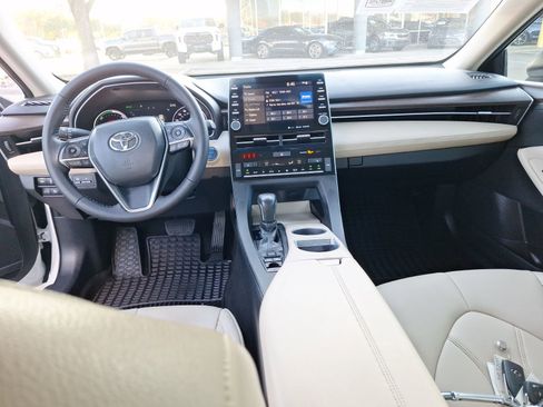 Used 2021 Toyota Avalon XLE image 20