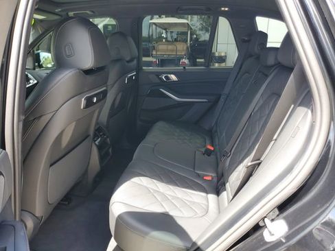 Used 2026 BMW X5 xDrive40i w/ Executive Package AWD/4WD image 11