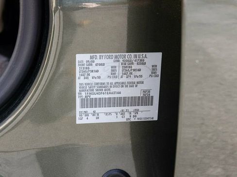 Used 2001 Ford Excursion Limited image 87