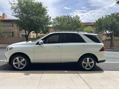 Used 2018 Mercedes-Benz GLE 350 w/ Premium 1 Package image 5