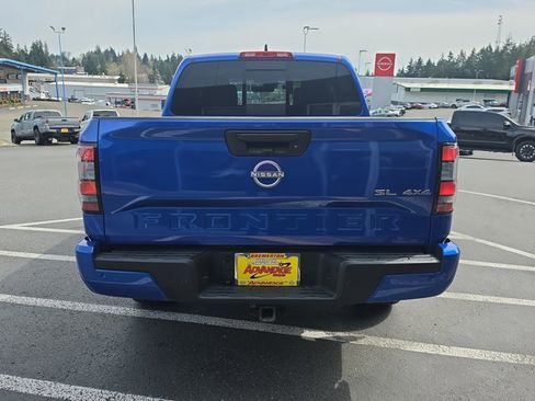 Certified 2024 Nissan Frontier SL w/ Technology Package AWD/4WD image 4