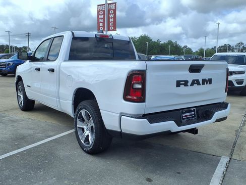 New 2026 RAM 1500 Express RWD image 2