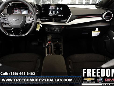New 2026 Chevrolet Trax RS w/ Driver Confidence Package FWD image 11