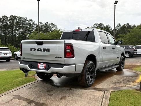 New 2026 RAM 1500 Express AWD/4WD image 7