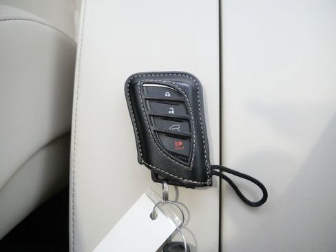 Used 2023 Lexus GX 460 Premium AWD/4WD image 34