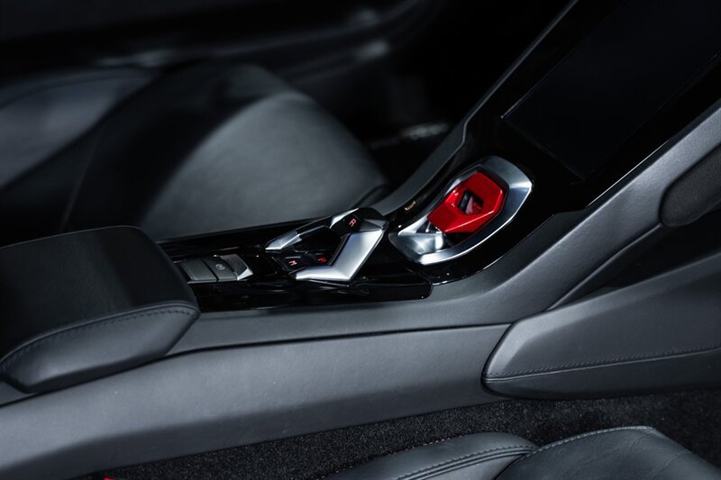 Used 2020 Lamborghini Huracan EVO AWD/4WD image 55