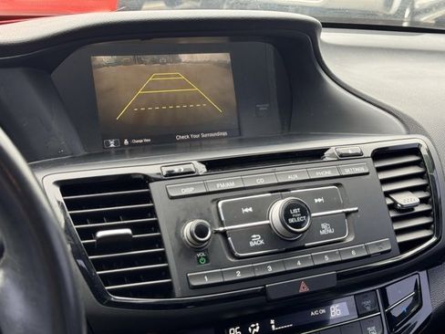 Used 2017 Honda Accord Sport image 26