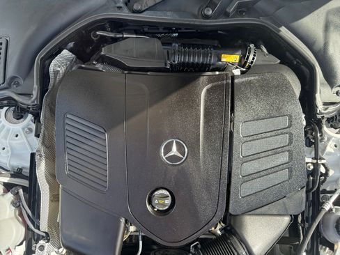 Certified 2025 Mercedes-Benz C 300 4MATIC Sedan image 12